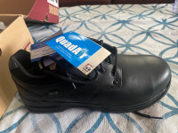 New Kodiak safety shoes size 13 $100 firm pick up$20 delivery in