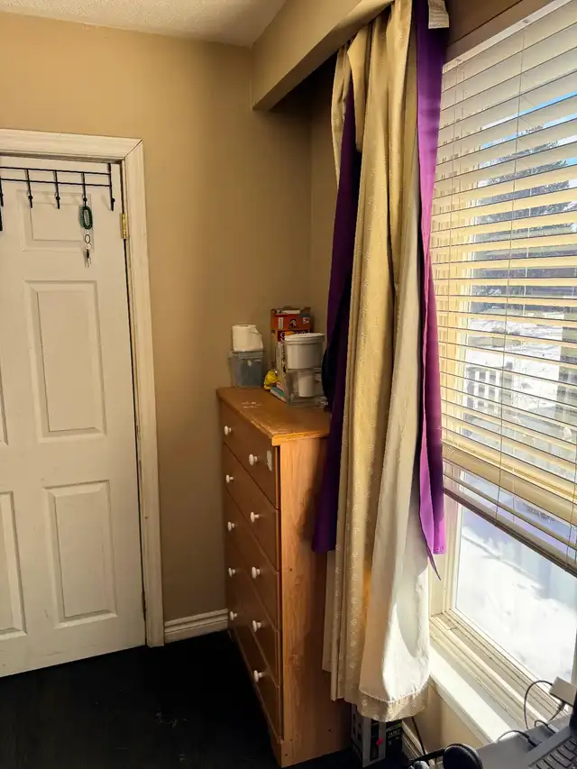 Room for Rent Near Seneca Newnham Campus ($625 + utilities) in Room Rentals & Roommates in City of Toronto - Image 3