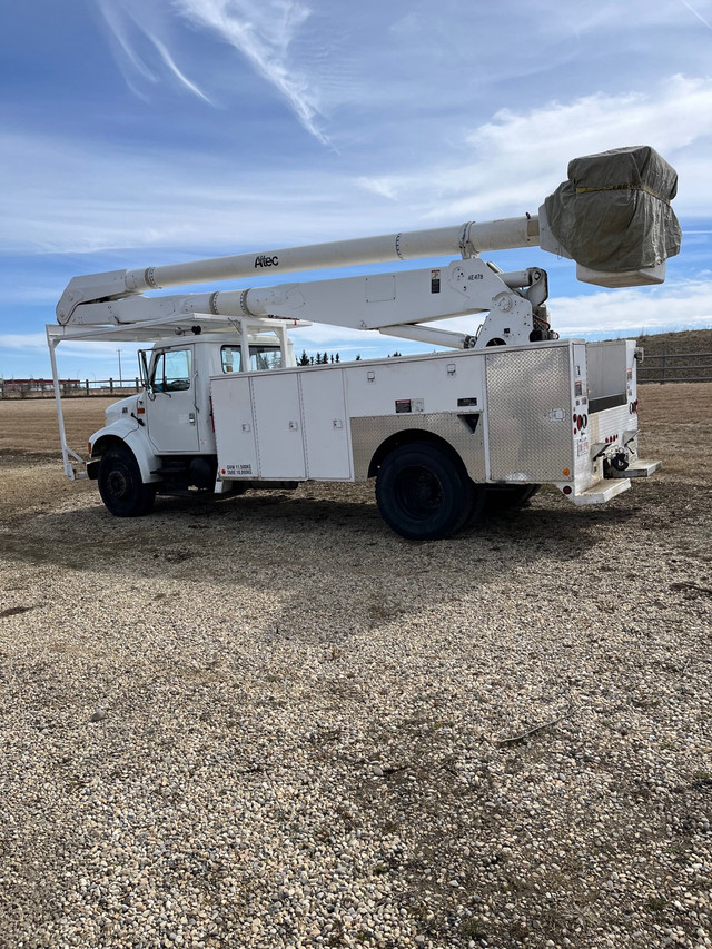 Bucket truck in Other Business & Industrial in Red Deer