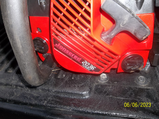 USA Chain Saw Small But Mighty Turbo with case and Tools $250.00 in Power Tools in City of Toronto - Image 3