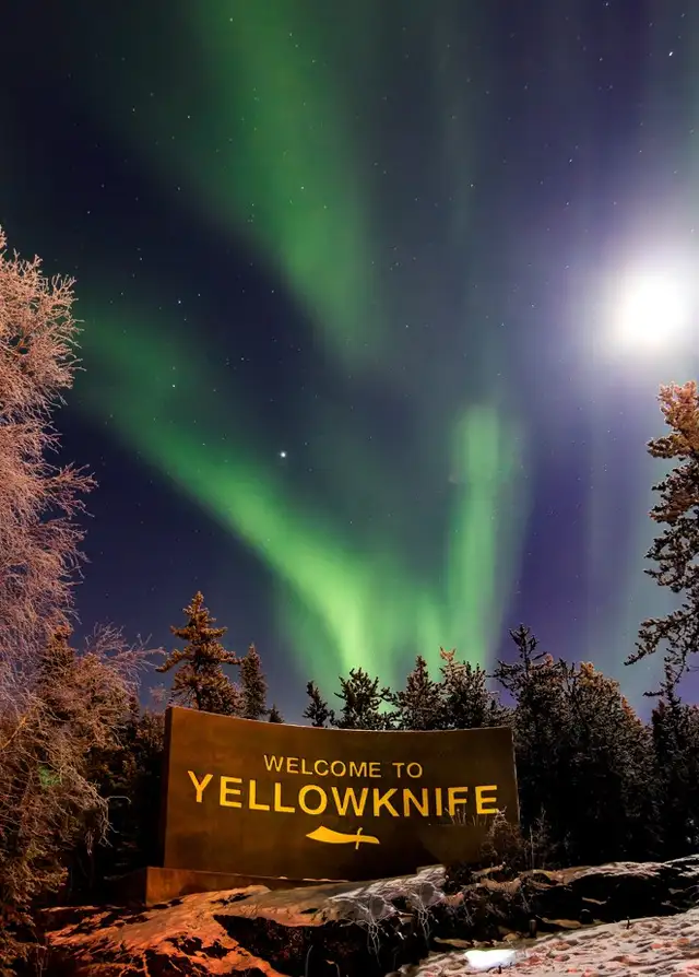 Driving to Yellowknife October 1463815784910849121