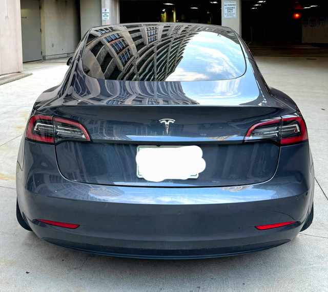 2022 TESLA MODEL 3 only 56k KMS driven - CLEAN TITLE NO ACCIDENT in Cars & Trucks in City of Toronto - Image 3