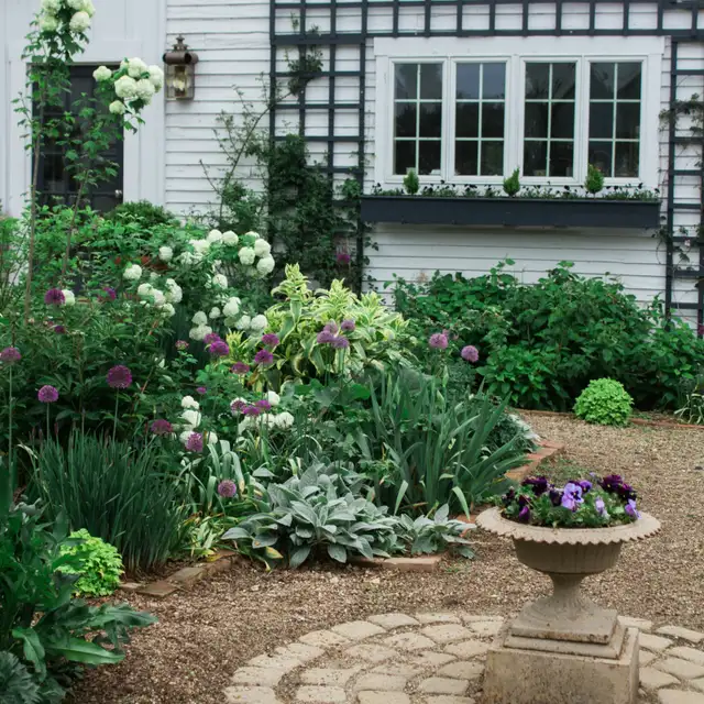 HIRING $20/HR - Gardening/Landscaping Contractors in General Labour in Oshawa / Durham Region - Image 3