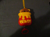 HONEY POT BEAR PULL CORD TOY-1985-TOMY-EARLY LEARNING CENTRE!