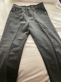 Pantalon neuf   Hugo Boss gr 31