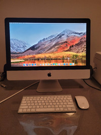 Apple iMac 21.5 in w/Keyboard & Mouse