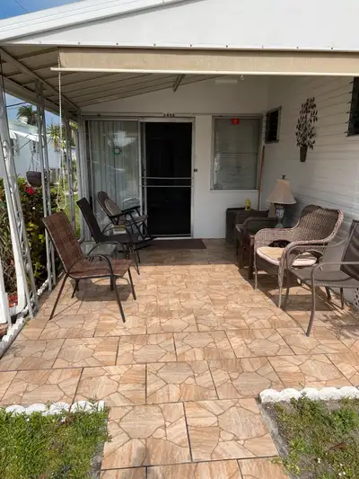 maison mobile à louer du 2 dec au 22 février 2026 Hallandale, View more