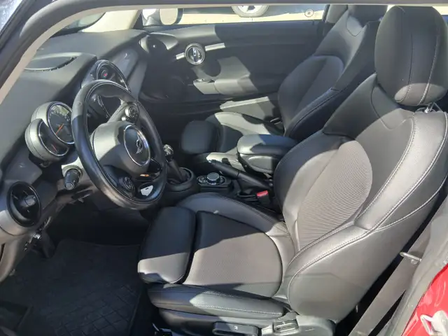 2017 MINI COOPER - EXCELLENT CONDITION!509452564164126729