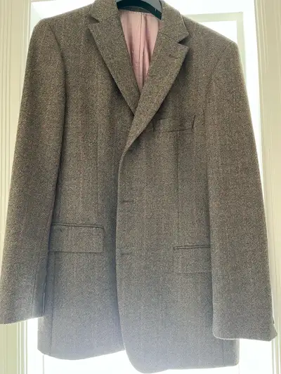 Hugo Boss Blazer size 40R, View more