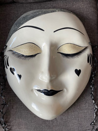Large harlequin clown mask
