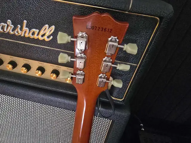 LP Gold top in Guitars in Markham / York Region - Image 6
