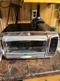 Toaster oven 