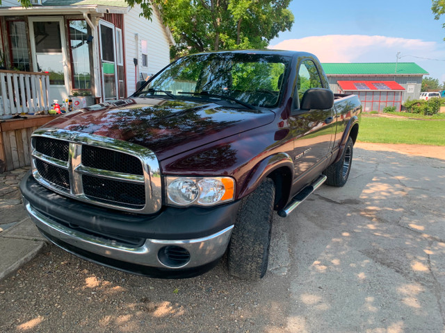 2005 Dodge Half-Ton Truck in Cars & Trucks in St. Albert