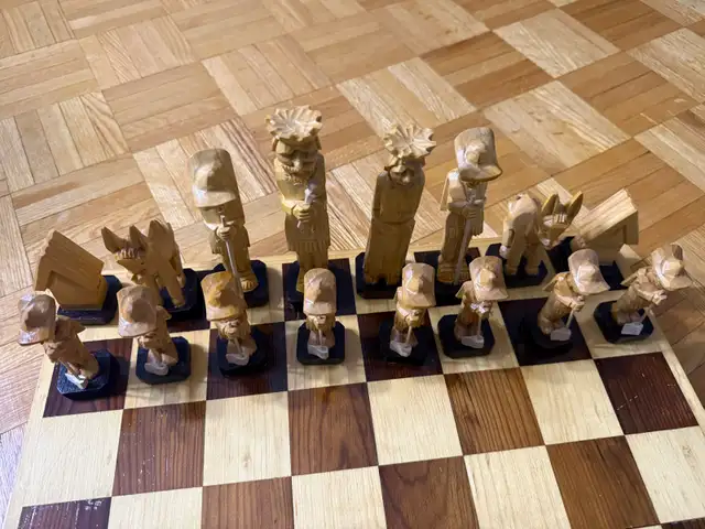 Vintage Wooden Chess Set in Toys & Games in City of Toronto - Image 5