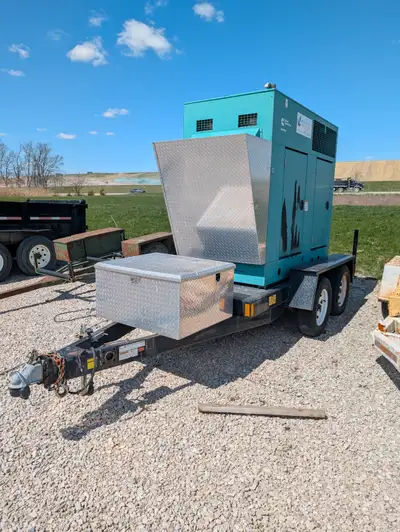 2014 50KW ONAN Generator 120/240V Single Phase with homemade trailer Motor: Inline 4 Cummins Diesel...