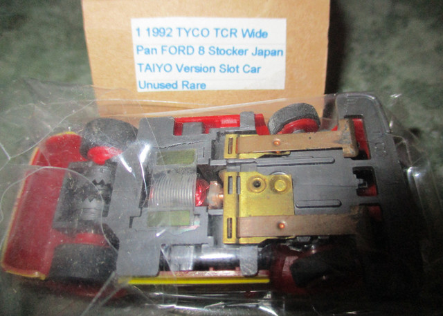 1982 Tyco TCR Wide Pan Ho unused 2 outside shoes Flag in Window in Hobbies & Crafts in City of Toronto - Image 4
