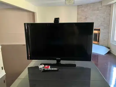 Samsung 40-inch LCD TV, View more