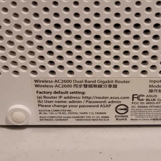 Asus Router with Extender in Networking in Cambridge - Image 4