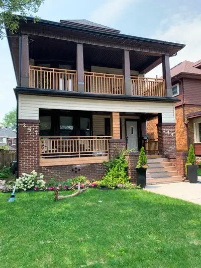 WALKERVILLE - 1 BEDROOM/BACHELOR LOFT FOR RENT