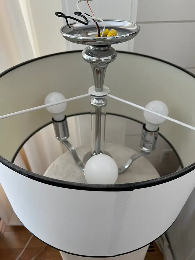 3 light mini drum chandelier in Indoor Lighting & Fans in Mississauga / Peel Region - Image 5