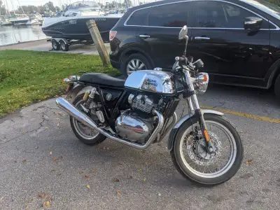 Beautiful cafe racer style chrome in excellent condition!! Original owner! Gorgeous Shiny shimmery c...