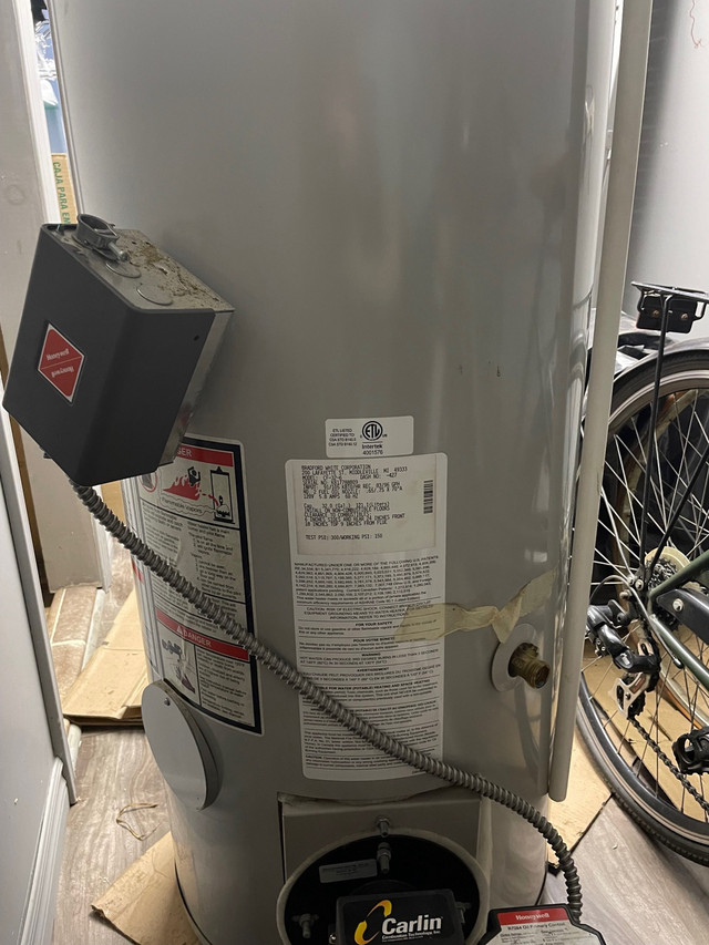 Oil Water Heater - Bradford Aero Series Energy Saver 32 Gallon in Heating, Cooling & Air in Charlottetown - Image 3