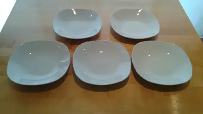 Assiettes, View more