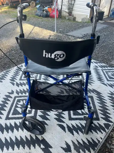 Hugo Walker with basket in perfect shape available in Nanaimo
