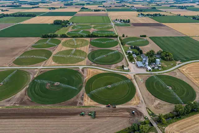 Chatham-Kent Video: Farms & Agribusiness $200/hr