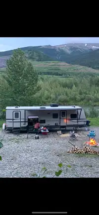 2020 Sprinter Campfire 29DB Travel Trailer