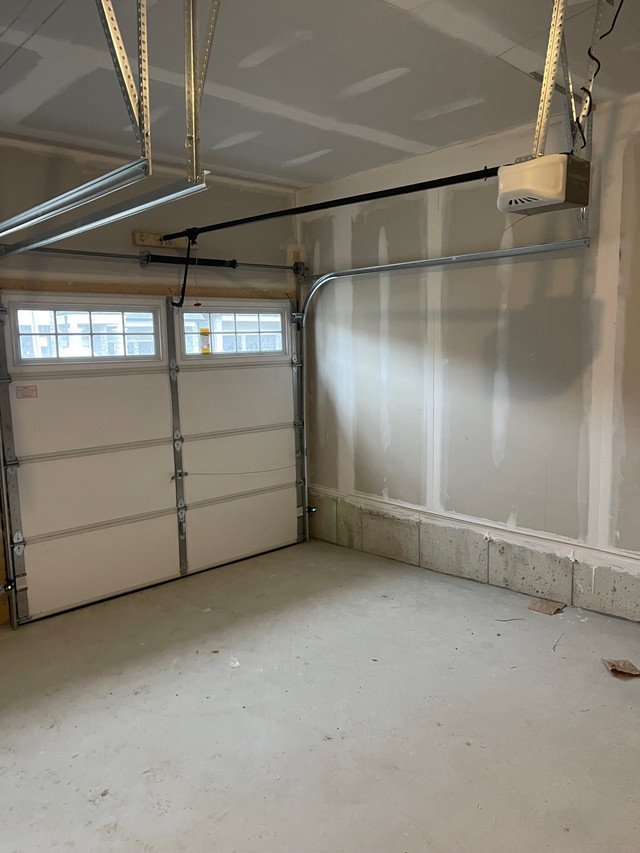 Garage Door Opener Installation 647/608/9201 in General Electronics in Oshawa / Durham Region - Image 2