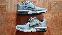Brand New Nike Air Max Running Shoes Mens size 7.5Womens size 9.
