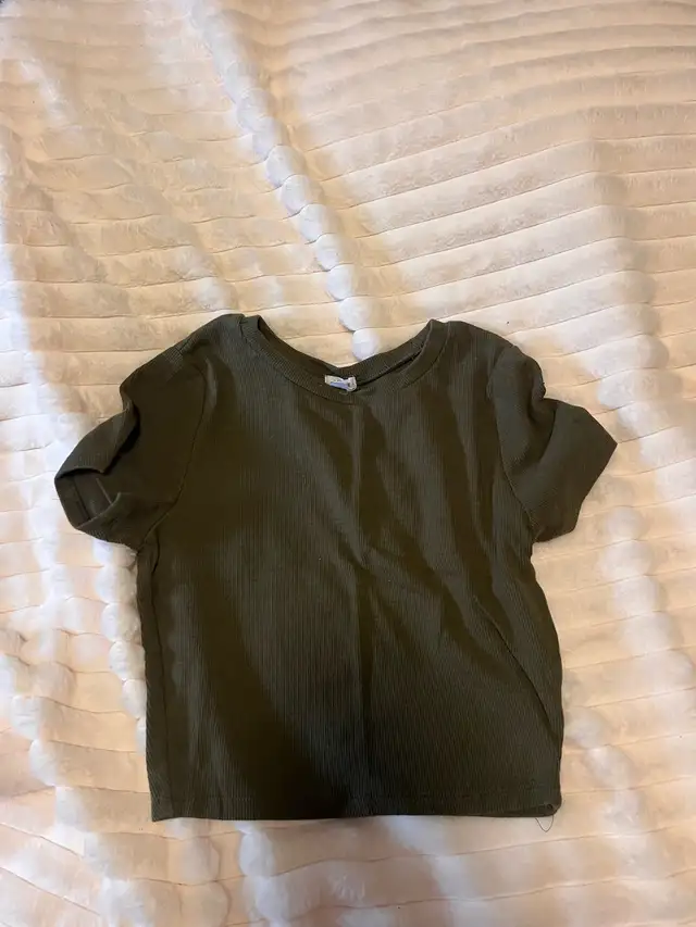 Teen Tops in Women's - Tops & Outerwear in Cape Breton - Image 5