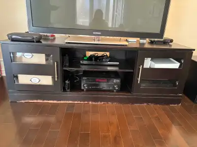Free tv/entertainment unit, View more
