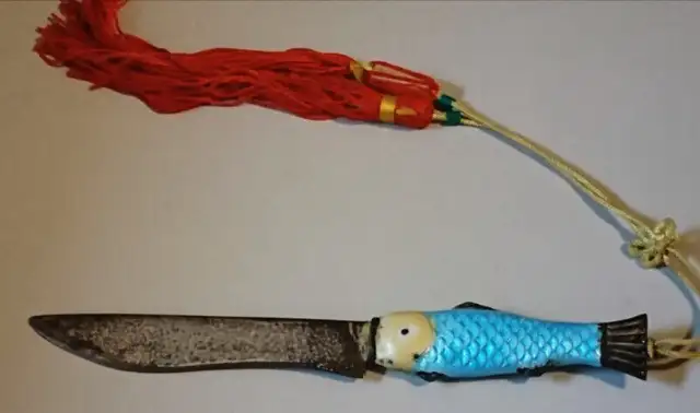 Antique Letter Opener/Knife with Enameled Cloisonne Fish Handle in Arts & Collectibles in Oshawa / Durham Region - Image 3