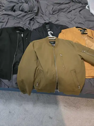 4 Bomber Jackets all size large , asking $150 for all 4