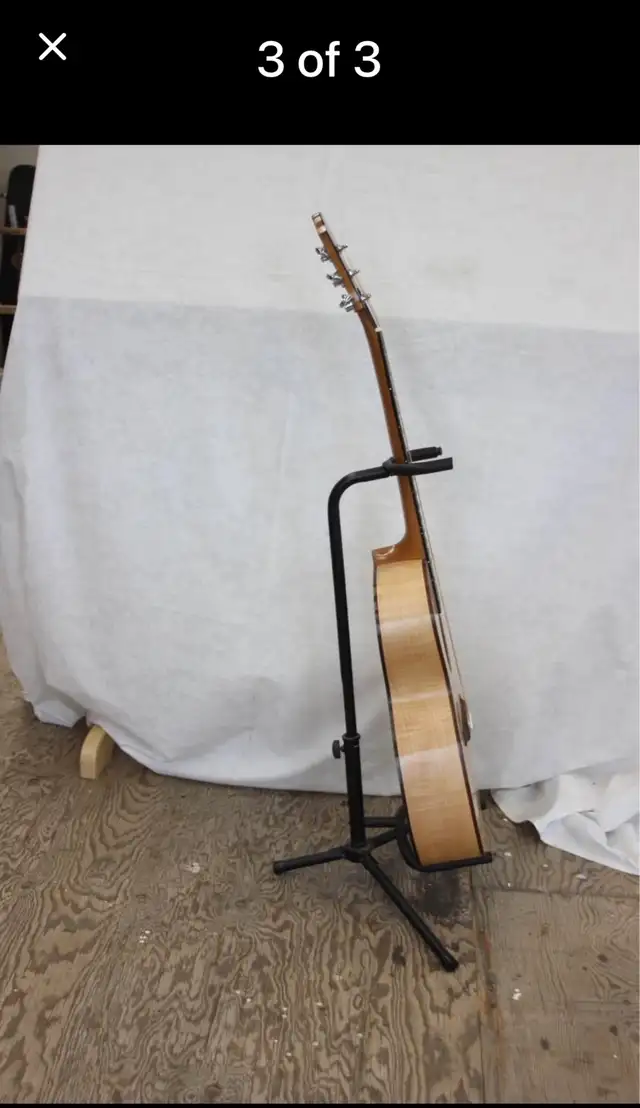 Acoustic guitar in Guitars in Dartmouth - Image 3