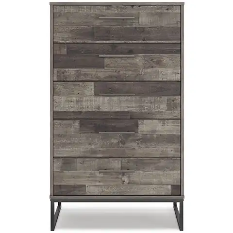 New Neilsville Grey 5 Drawer Chest in Dressers & Wardrobes in Nanaimo - Image 3