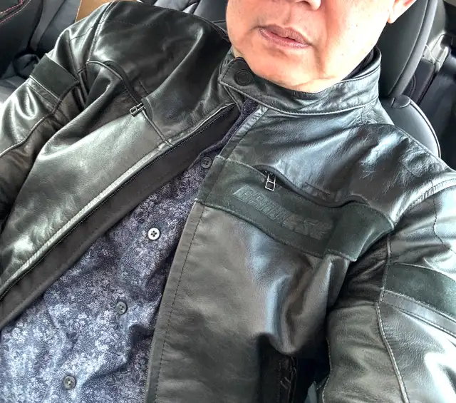 Dainese Leather Riding Jacket in Motorcycle Parts & Accessories in Mississauga / Peel Region - Image 5