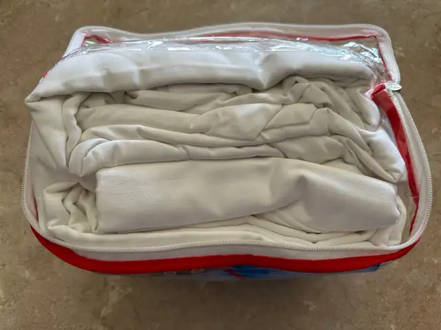 Brand New White Cotton Queen Bed Sheet Set - Kemptville in Bedding in Ottawa - Image 5