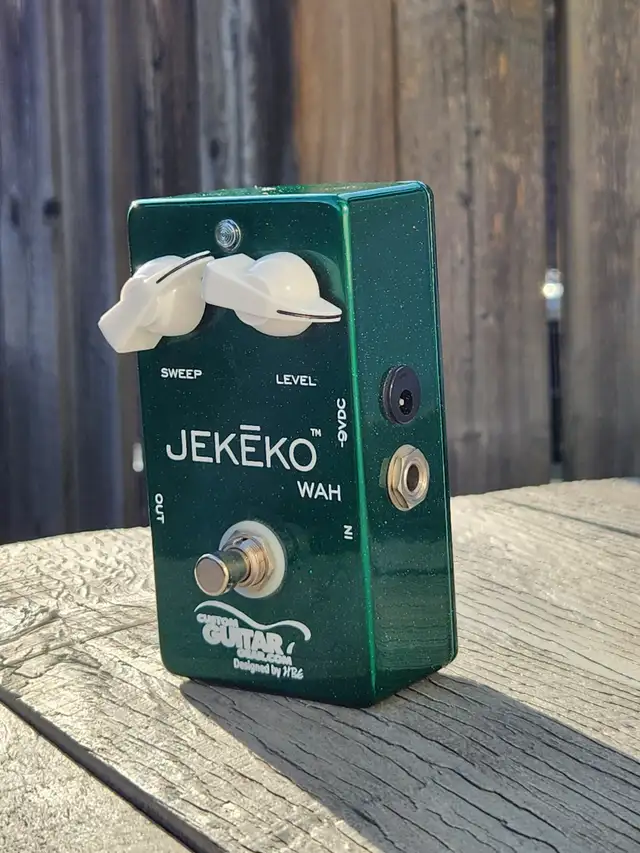 Custom Guitar Gear Jekeko Wah Pedal in Amps & Pedals in City of Toronto - Image 4