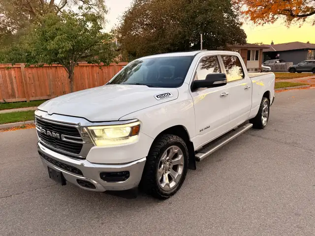 2019 Dodge Ram 1500 Sport Bighorn 4X4 Fully Loaded•