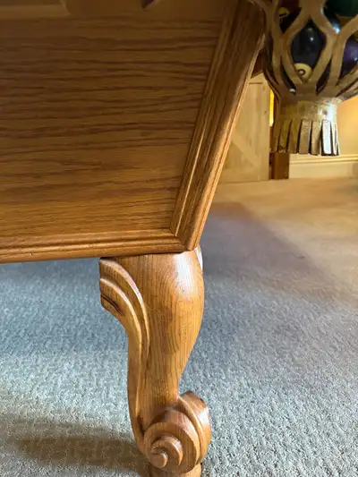 Olhausen 8’ Pool table Oak finish, newer felt, leather pockets In good condition
