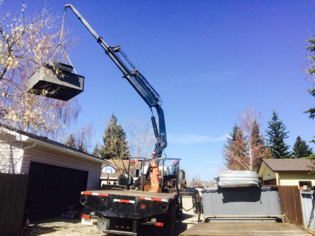 Hot Tub Moves with a Crane in Hot Tubs & Pools in Calgary - Image 3
