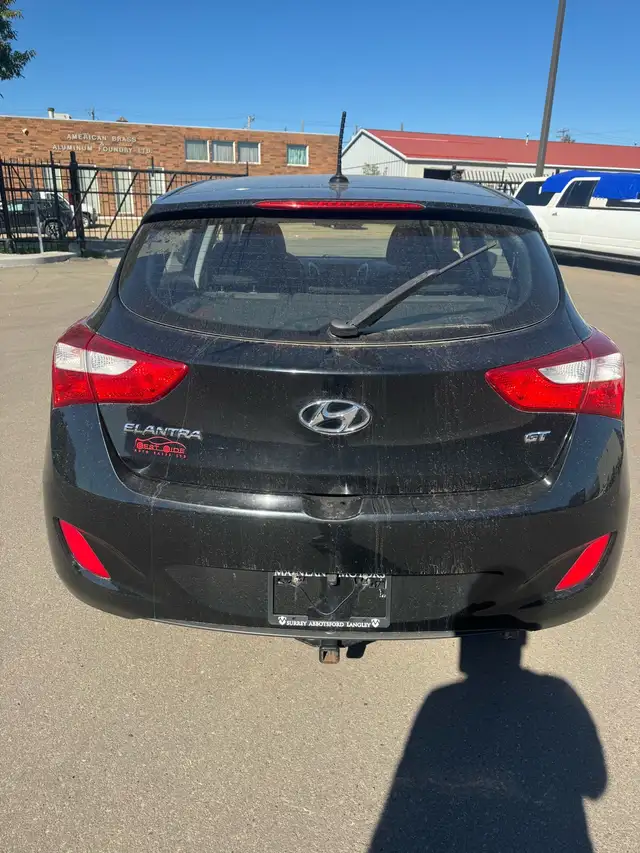 Hyundai Electra hatchback 550222689910149126