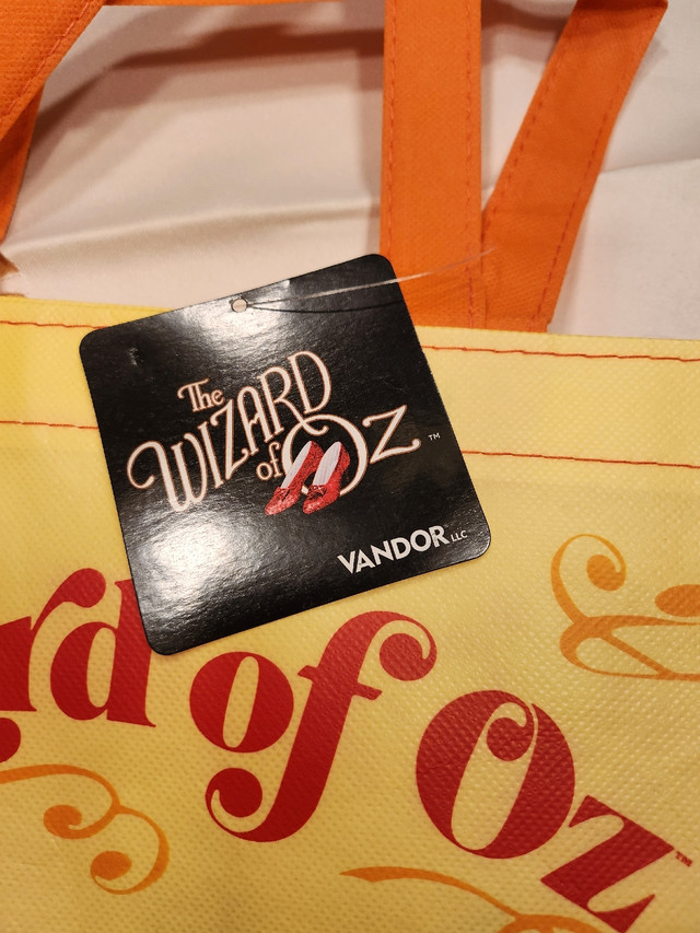 Brand New The Wizard Of Oz Bag in Arts & Collectibles in Thunder Bay - Image 3