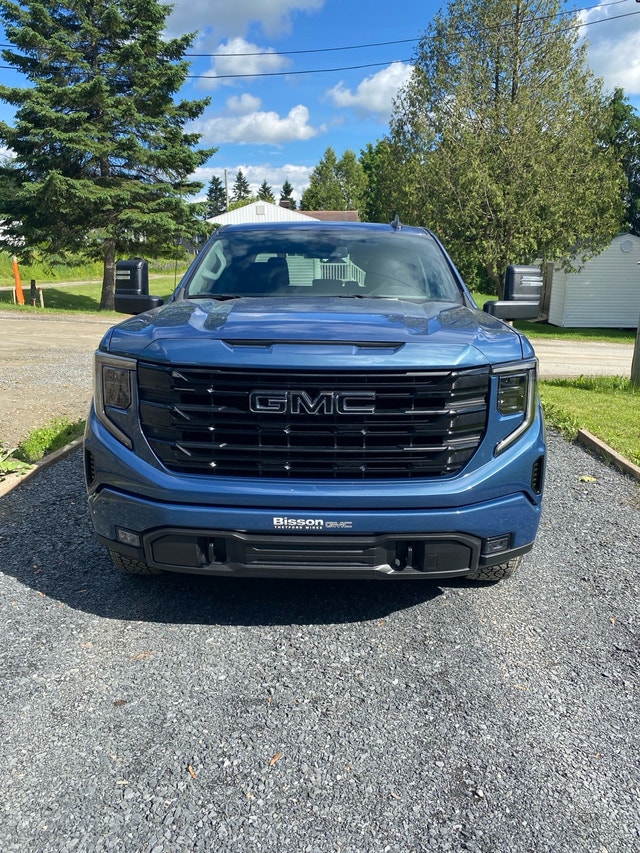 J’offre 2000$ cash transf location GM sierra 1500 élévation 2026 — photo 3
