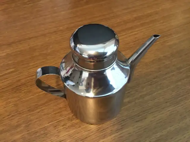 Stainless Steel Oil Dispensers Soy Sauce Bottle in Other in City of Toronto - Image 2