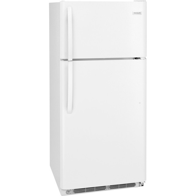 width frigidaire fridge (around 30 inches , height 60 inches) in Refrigerators in Ottawa - Image 3