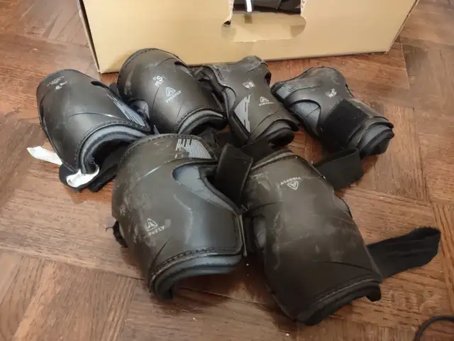 Roller Skates Size 5-8 in Skates & Blades in Mississauga / Peel Region - Image 5